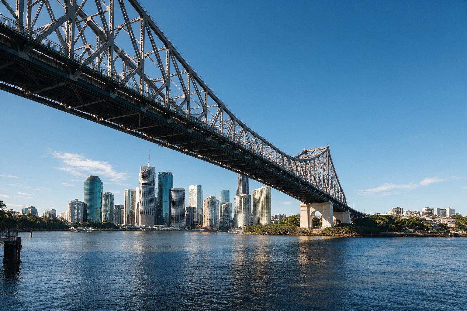 Brisbane — Story Bridge and skyline